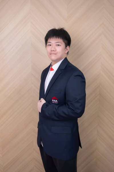 YIN JIE WONG