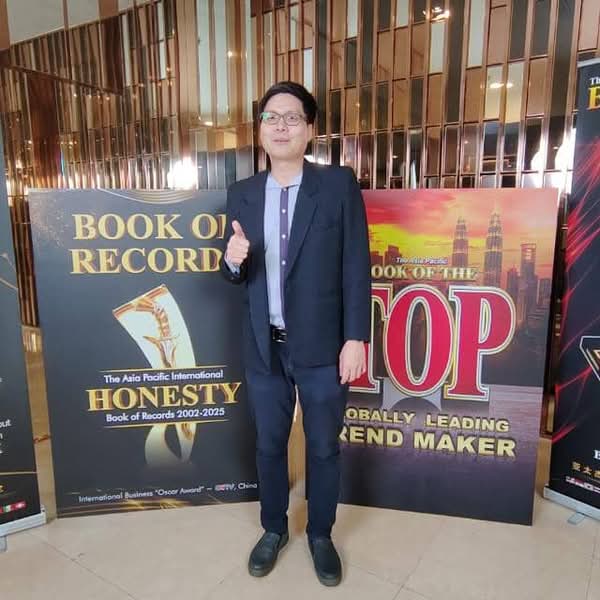 Henry Kooi Kuan Xiang