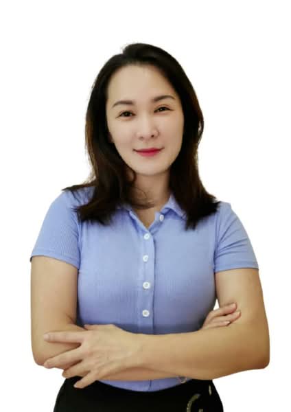 Kelly Tan