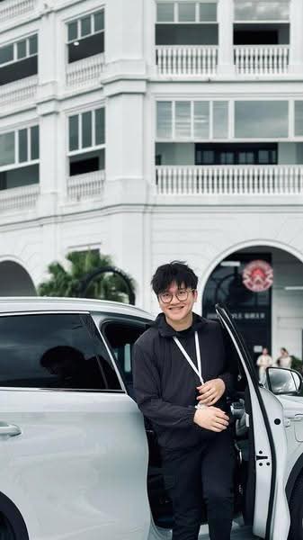 Derrick Ang