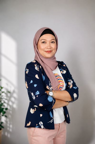 Lina Aziz