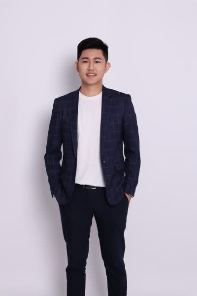 Johnny Tan