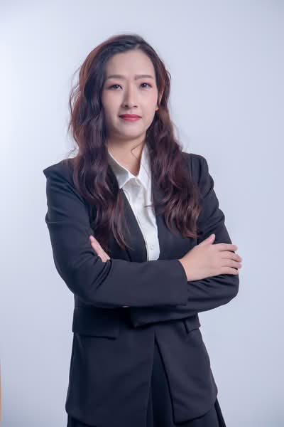 Betty Ng