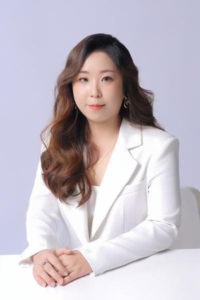 Shi Ying Tan