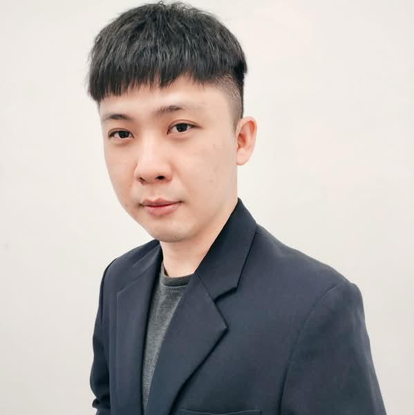 Kfong Lee