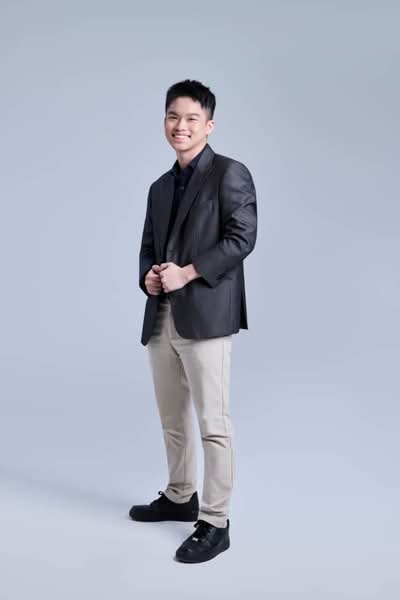 Jeron Teoh