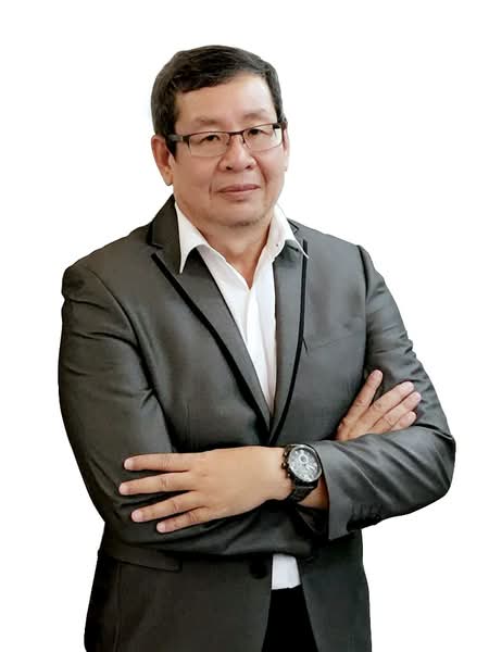 Duncan Lau