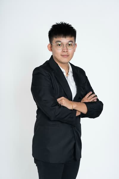 Jay Tan