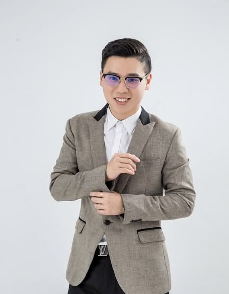 Warren Tay
