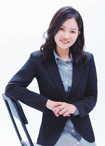 Elise Chia