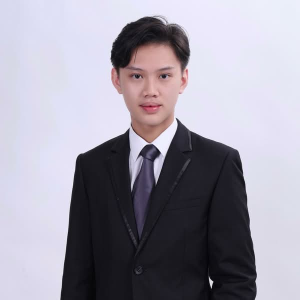 Alex Ho