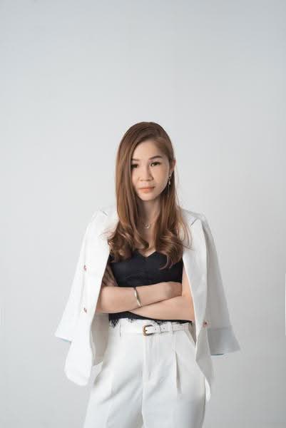 Mindy Kong