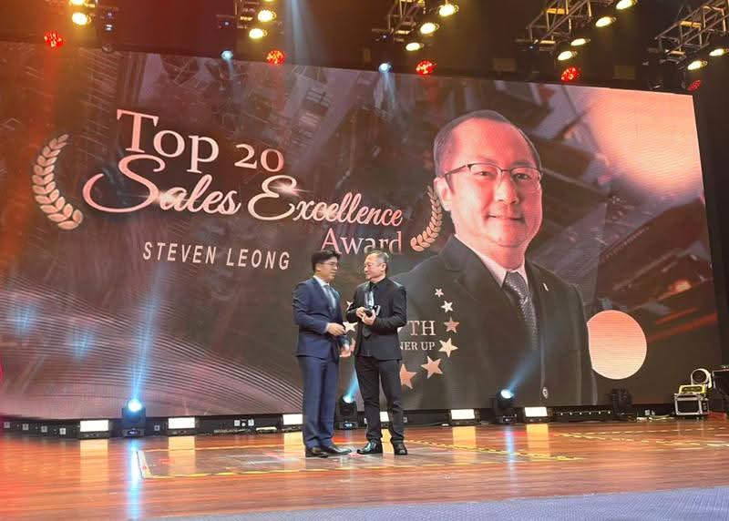 Steven Leong