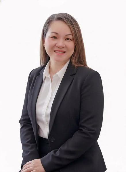 Charmaine Loo