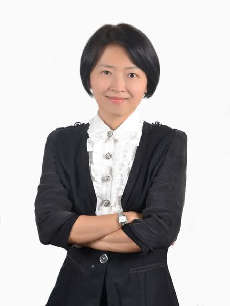 Eva Loh