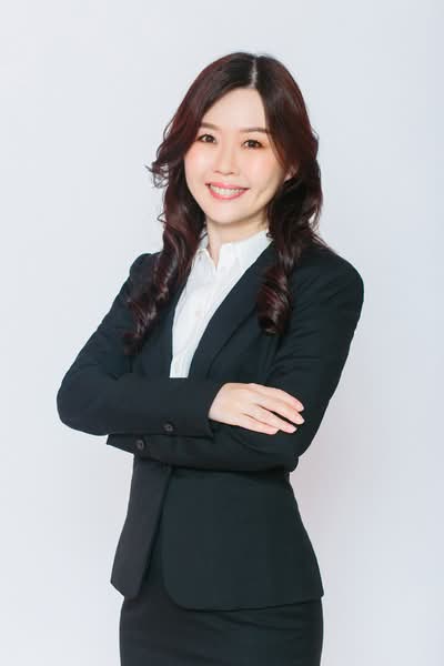 Elynn Lam