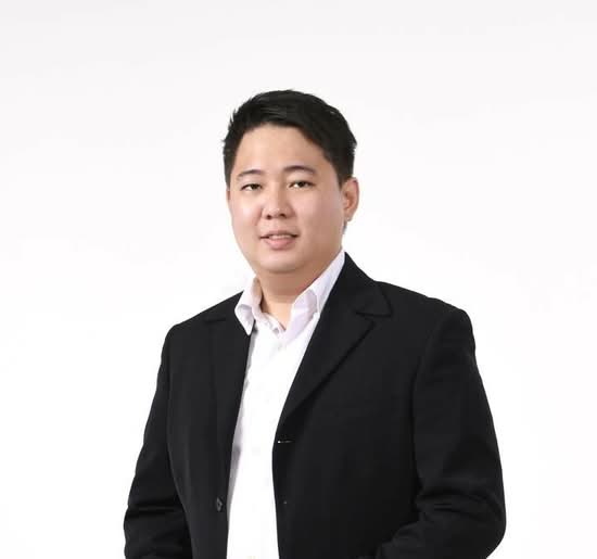 Jason Ng