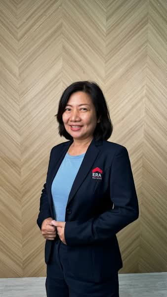 Janet Lee