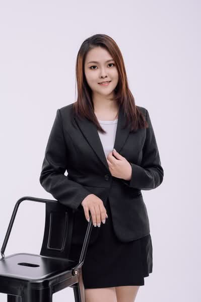 Miki Lee