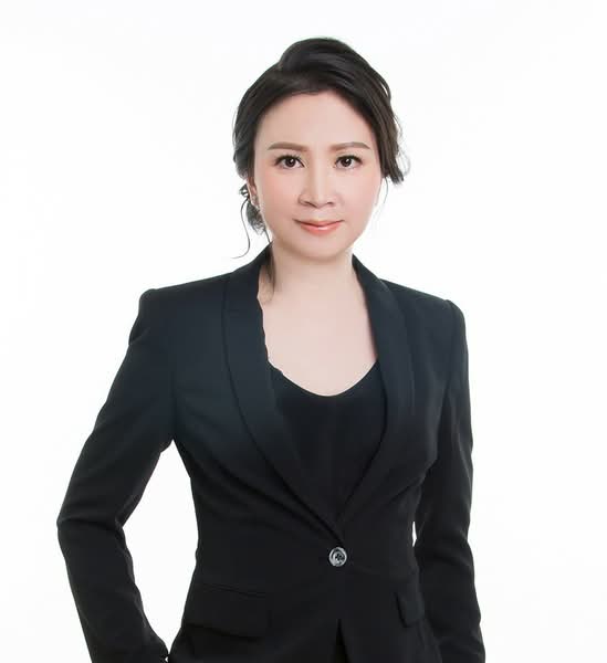 Carol Yong