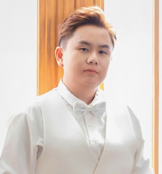 Charles Tan