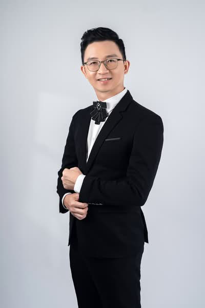 Derrick Tan