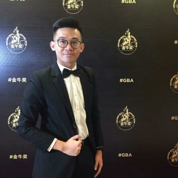 KEN TAN