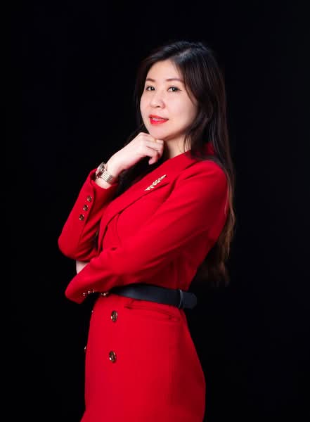Vivian Lee