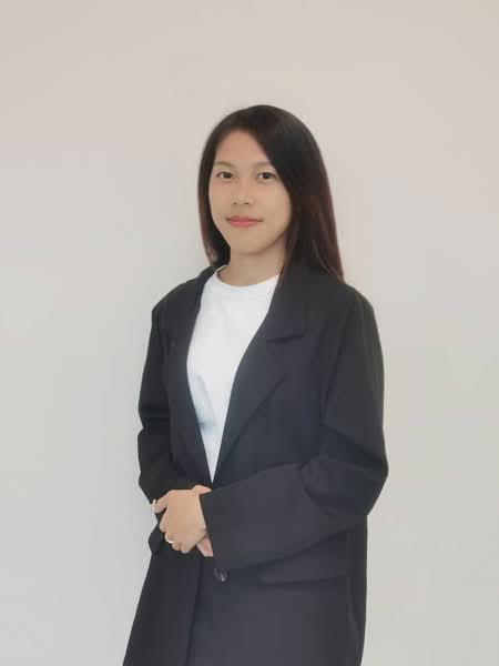 Stella Tan