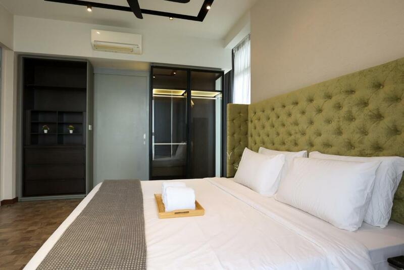Expressionz Professional Suites - 3