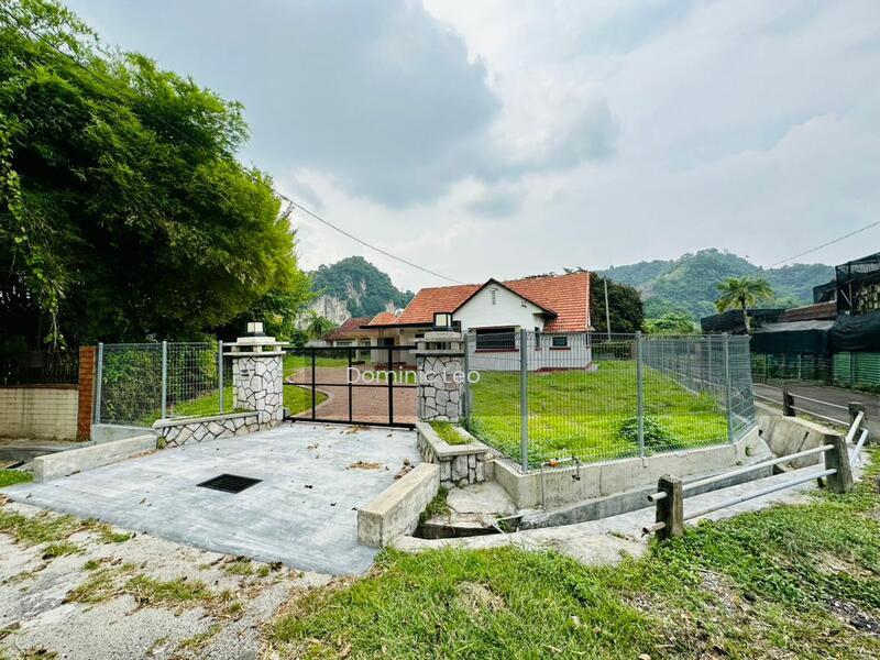 Bungalow at Ipoh - 4