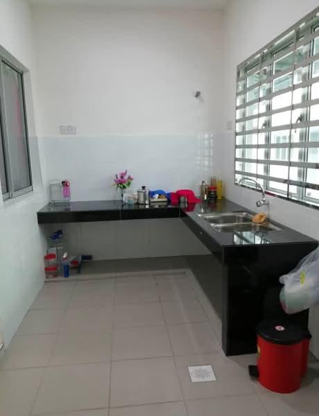 Anjung Bercham Megah - 4