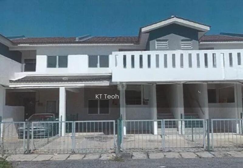 Below Market Value; Upper Unit Townhouse @ Taman Kledang, Sungai Siput - 1