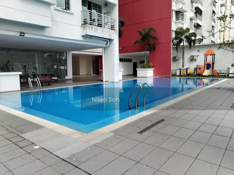 D' Larkin Residence - 5