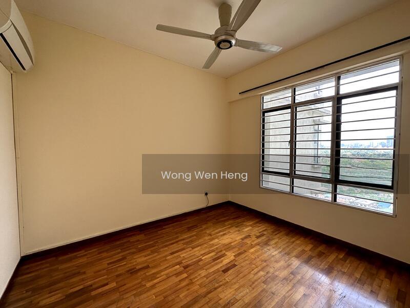 Rivercity Condominium - 4