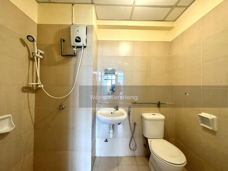 Rivercity Condominium - 5