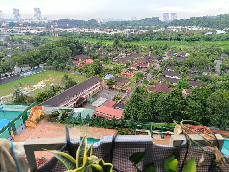 Perdana Exclusive - 3
