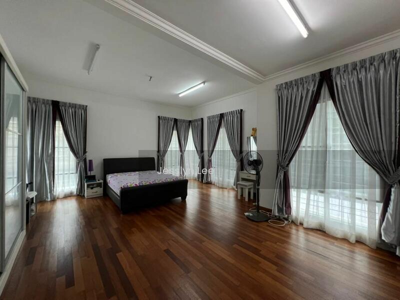 Bandar Tasik Kesuma - 5