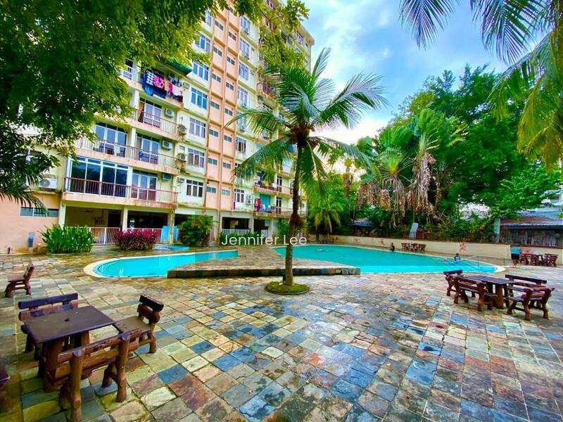 Bayu Emas Apartments - 3