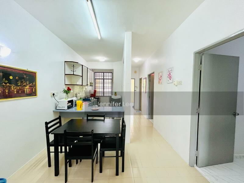 Bayu Emas Apartments - 5