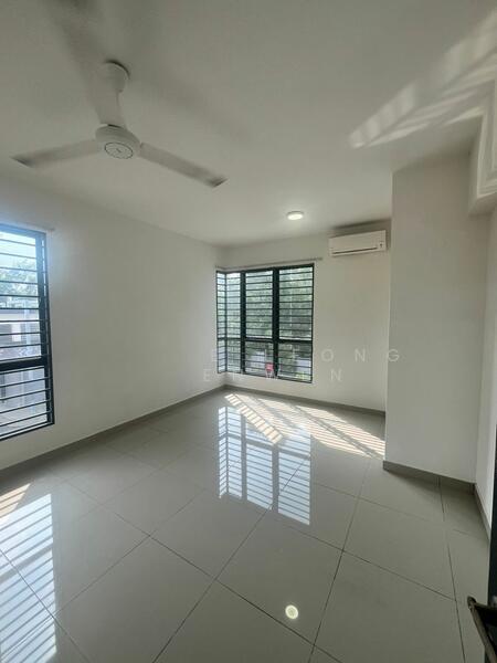 Emerald Residence - 4
