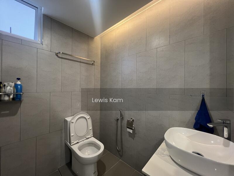 Straits Regency - 3
