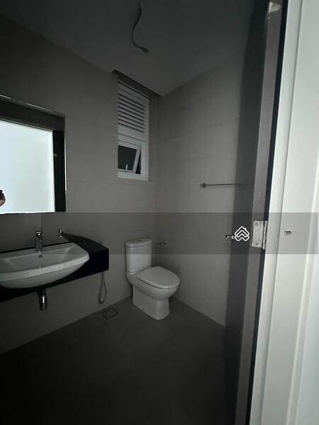 Met 1 Residences - 5