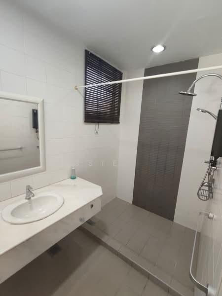 Adora Courtyard Apartments - 3