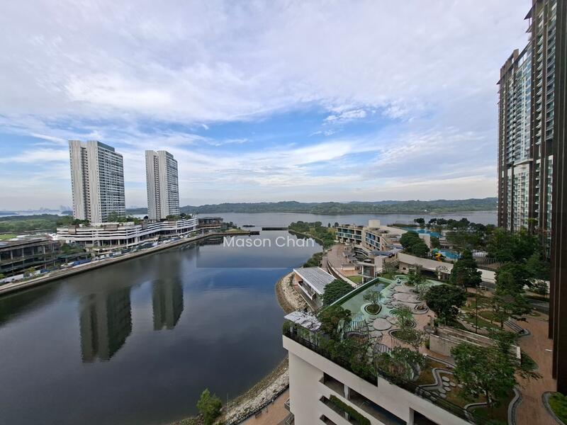 Pinetree, Puteri Harbour - 1