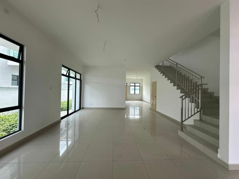 Taman Mount Austin @ Austin Mutiara - 3