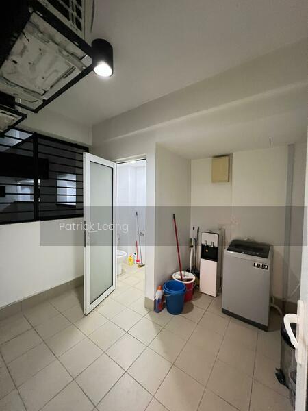 Royalle Condominium - 3