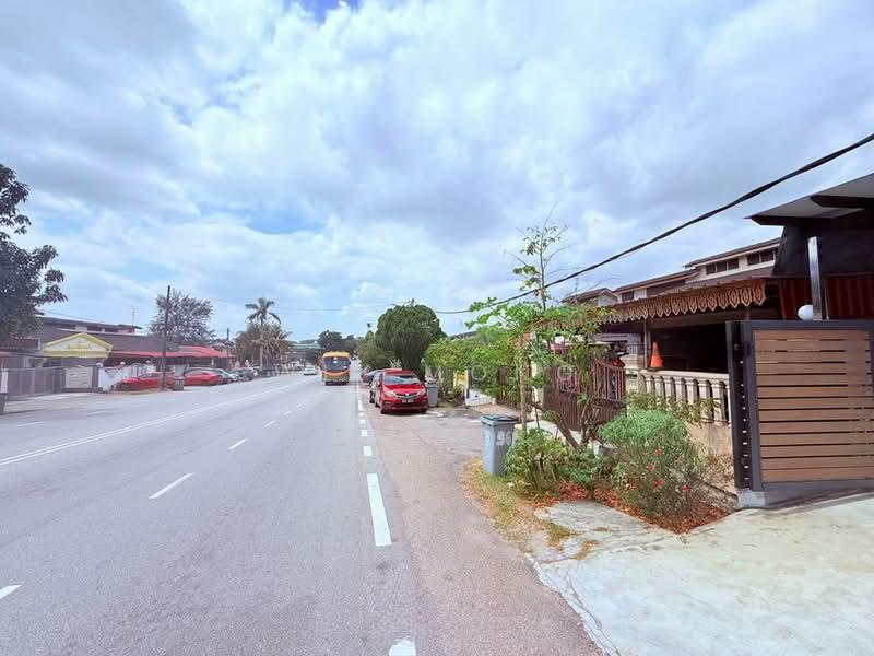 Taman Johor Jaya - 1