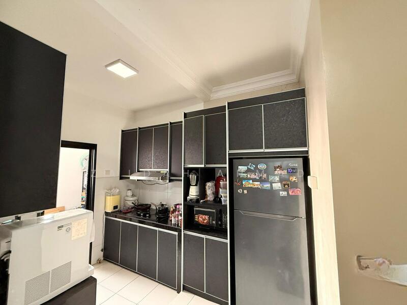 Residensi Damai - 4