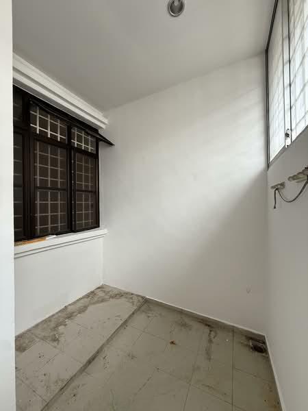 Taman Desa Cemerlang - 5